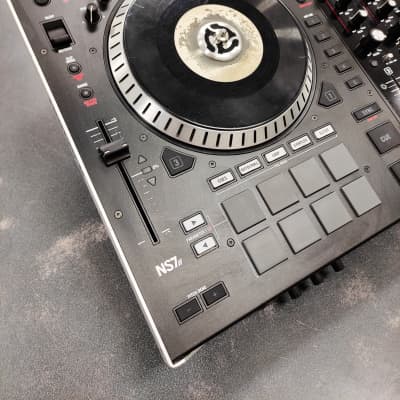 Numark NS7 II 2010s Turntable - Black image 4
