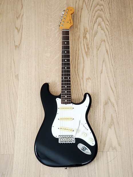 Fender Made in Japan Traditional '60s Midnight Stratocaster