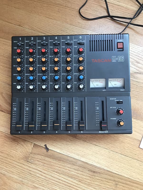 【音出し確認済】TEAC TASCAM M-06ST アナログミキサー TASCAM Sonicview 16 | マルチカラータッチスクリーン搭載