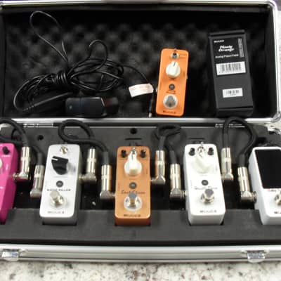 Mooer Pedal Case with 6 Pedals image 2