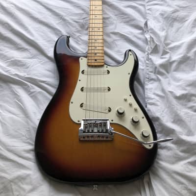 Fender Elite Stratocaster (1983 - 1984) for sale