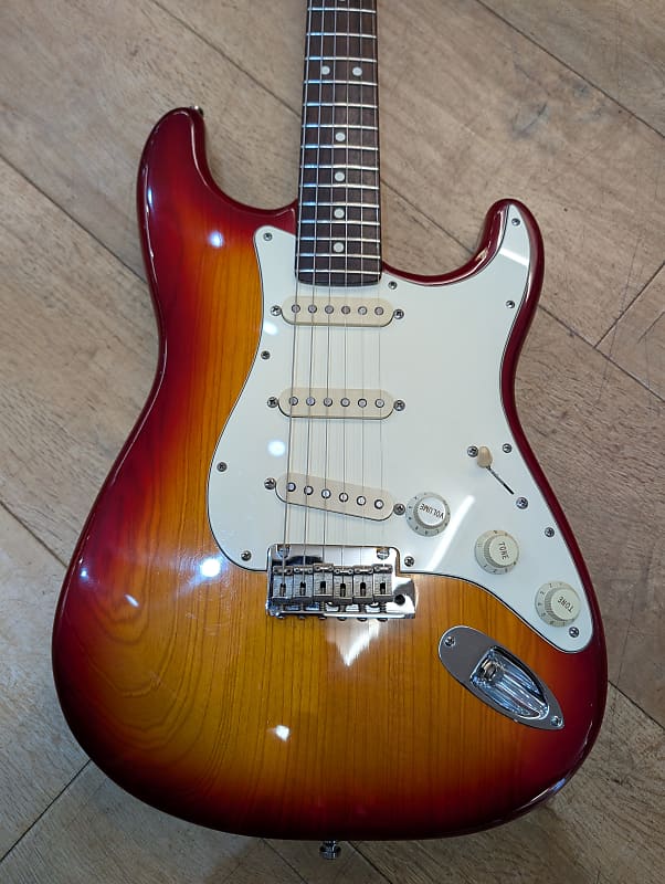 Fender Custom Shop Classic Player Stratocaster 1999 Reverb UK