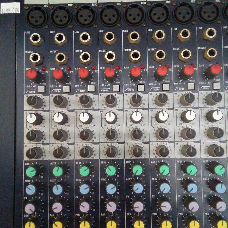 Soundcraft MFX 20/2 Mixing Board