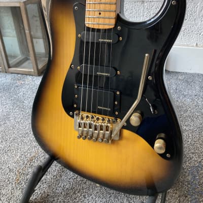 Fernandes FST-55 1990s Rare Model (Maple Fretboard / Vintage