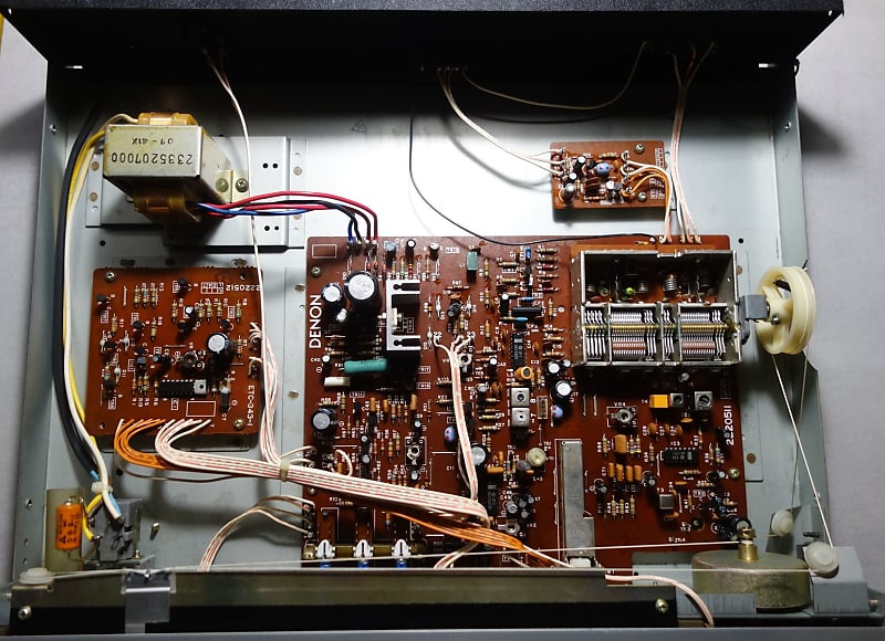 Tuner analogique DENON - TU-530 - Precision Audio Component FM