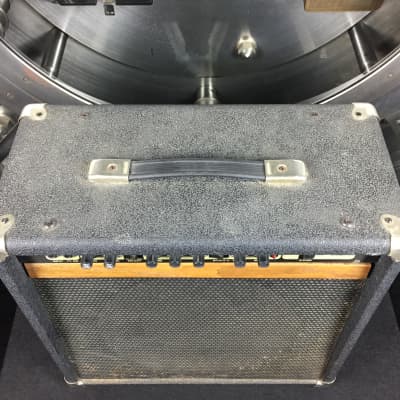 Crate CR-112 Guitar Combo Amp image 4