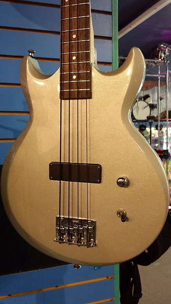 Ibanez GAXB150 2000s Metallic Silver