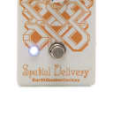 EarthQuaker Devices Spatial Delivery V2 Envelope Filter w/ Sample & Hold Pedal