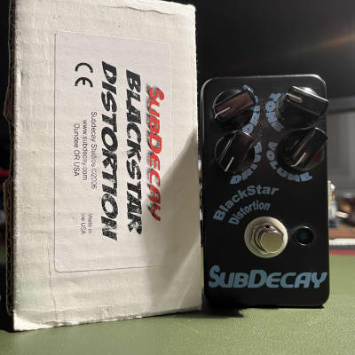 ギター SUBDECAY BlackStar Distortion SubDecay BLACKSTAR DISTORTION guitar effects pedal demo with