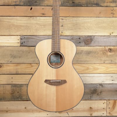 Breedlove Discovery S Concert Acoustic Guitar Sitka Spruce/African Mahogany "Floor Model Demo" image 4