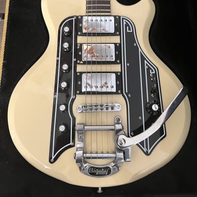 Eastwood Airline 59' Town & Country DLX Vintage Cream Deluxe Reissue for sale