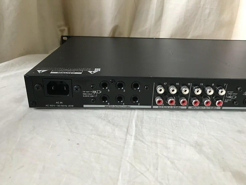 Roland FM-186 Microphone Line Mixer 18CH 6BUS MIC Line MIXER