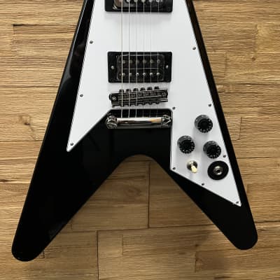 Epiphone Kirk Hammett 1979 Flying V guitar  2023 - Ebony Gloss 7lbs 4oz. w/ hard case. New! image 5