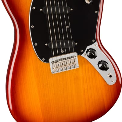 Fender Player Mustang Electric Guitar With Maple Fingerboard Sienna Sunburst image 7