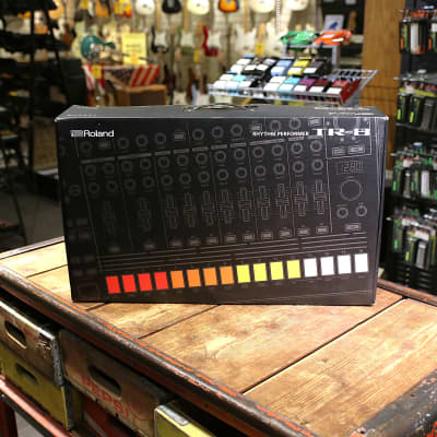 Roland AIRA TR-8 Rhythm Performer Drum Machine 2014 - Present - Black image 4
