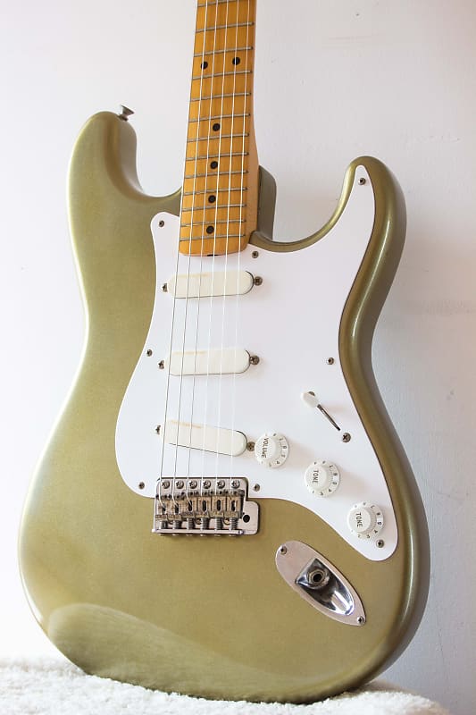 砂金　gold Fender Japan '54 Reissue Stratocaster ST54-85LS Shoreline