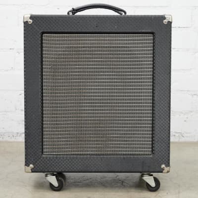 Ampeg Rocket Bass Model B-100R 100-Watt 1x15