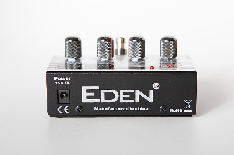 EDEN I-90 ベース用コーラスエフェクター Amazon.com: Eden I90 World Tour Bass Chorus Pedal : Musical