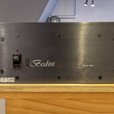 パワーアンプBedini Classic 100 Mono Amplifiers Bedini Classic 100 Mono Amplifiers Bedini Classic 100 Mono Power