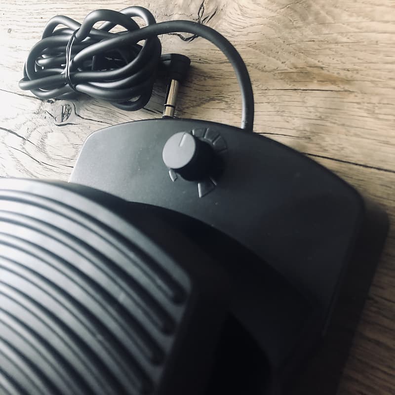 Roland EV-7 Expression Pedal with Box 90s Japan | Reverb