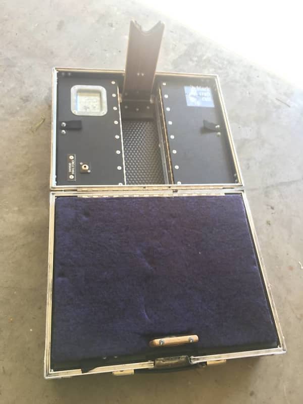 Circle Three Designs Fly-Out Guitar-Tech Workbox Briefcase Circle Three Designs Fly-Out Guitar-Tech Workbox Briefcase