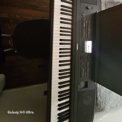 Yamaha DGX-670 88-Key Portable Grand Piano 2021 - Present - Black