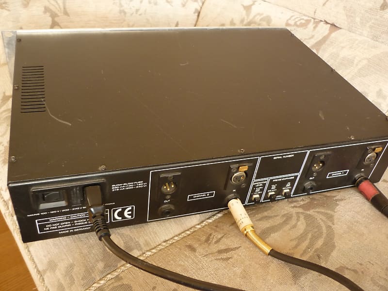 Behringer MDX-8000 Combinator 4 band analog compressor
