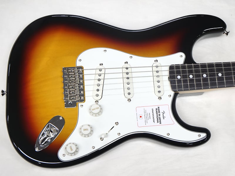 Fender Made in Japan Traditional Late 60s Stratocaster SN:9377 ≒3.10kg 2021  3-Color Sunburst