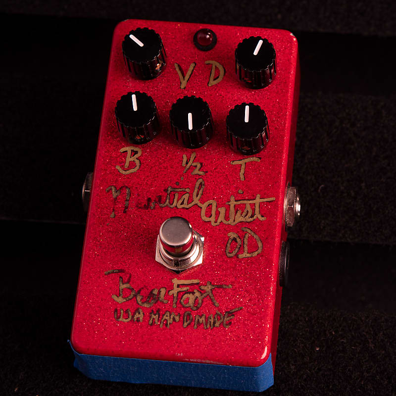 Bearfoot FX (Martial Artist) Dyna Red Distortion