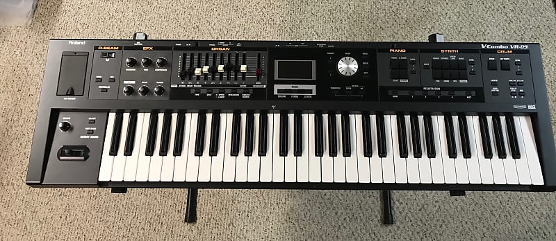 Roland V-Combo VR-09 Keyboard