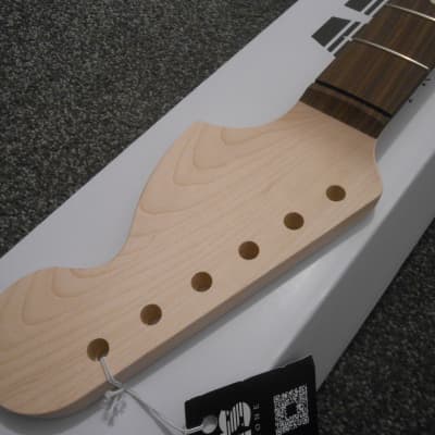 Allparts Stratocaster Neck - unfinished image 2