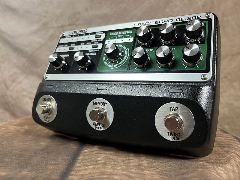 Boss RE-202