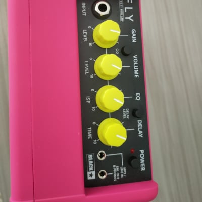 Blackstar Fly 3 3-Watt 1x3" Battery-Powered Mini Guitar Combo 2010s - Pink image 4