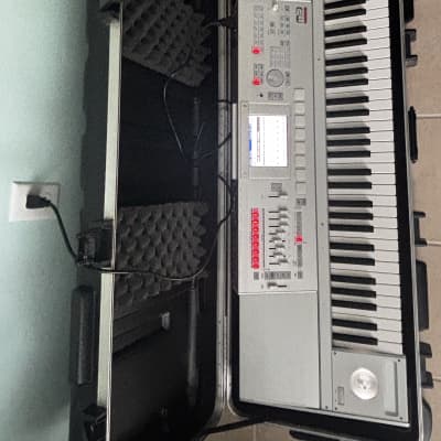 Korg M3 73 2010s - Gray