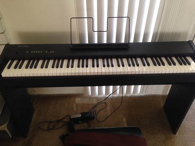 Roland f90 hotsell