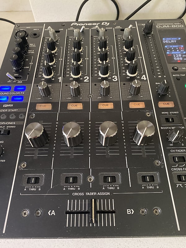 Open Box Pioneer DJ DJM-800 Professional DJ Mixer | Guitar