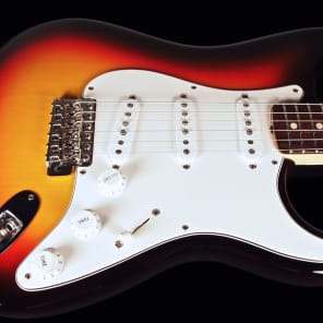 2013 Fender Stratocaster 1963 Custom Shop NOS 63 Strat 3 Tone Sunburst image 1