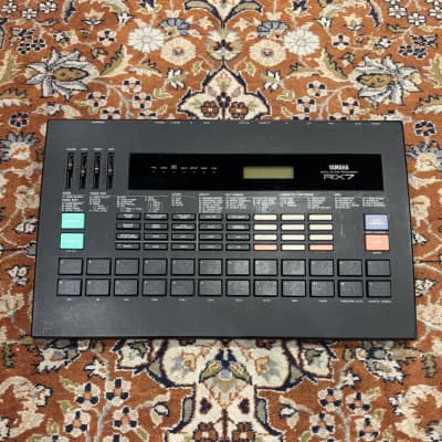 Yamaha RX7 Digital Rhythm Programmer 1987 - Black