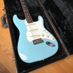 Fender American Standard Stratocaster Limited Edition Rosewood Neck Daphne Blue 2014