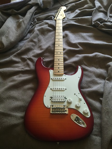 Fender stratocaster shop mim 2015