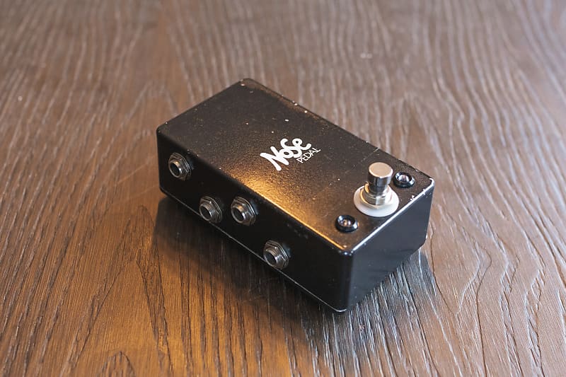 Stereo store aby pedal