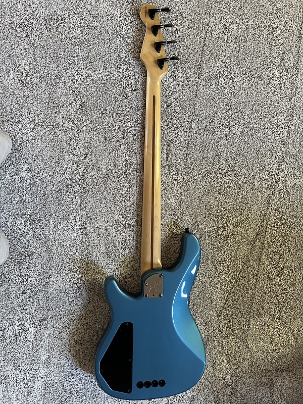 Fender Stu Hamm Signature Urge Bass 1993 - 1999