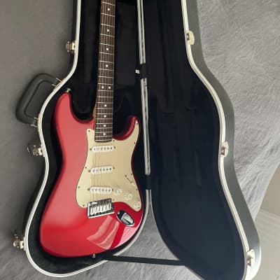 Fender Standard Stratocaster with Rosewood Fretboard 2009 - 2017 - Candy Apple Red image 7