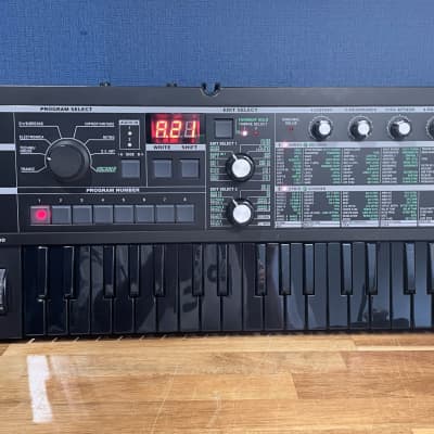 [Excellent] Korg MicroKORG 37-Key Synthesizer/Vocoder - BKBK Limited Edition