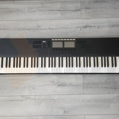 KOMPLETE KONTROL S88 mk2 本体のみ Native Instruments KOMPLETE KONTROL S88 MK2 88-Key 25428 B&H