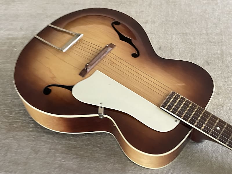 希少　シルバートーン　Silvertone arched top guitar Silvertone Archtop Acoustic Guitar : r/guitars