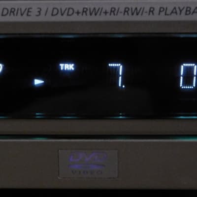 Sony DVP-NC675C CD DVD player image 5