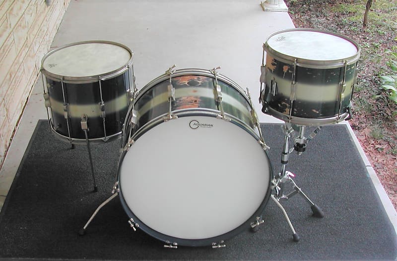Ludwig No. 996 Club Date Outfit 13" / 15" / 22" Drum Set 1960s image 2