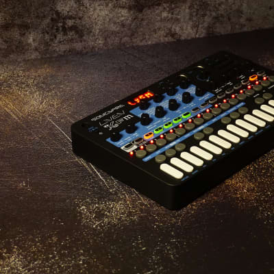 Sonicware Xfm Engine Liven XFM Sonicware FM Groovebox Synth W