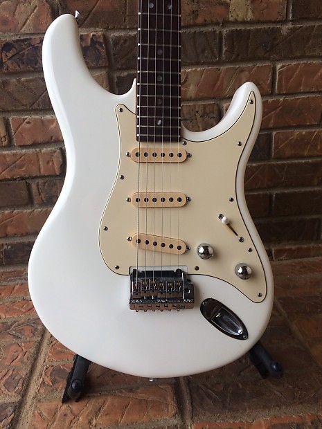 Peavey Falcon 1987 White